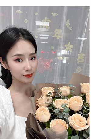 舞蹈教研室主任——杨思雨