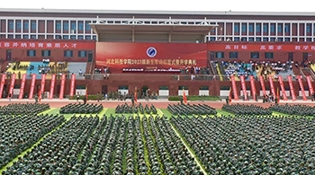 开场.jpg