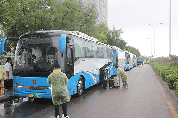 绵绵秋雨润万物  满“新”欢喜迎新生——beat365喜迎2024级新同学