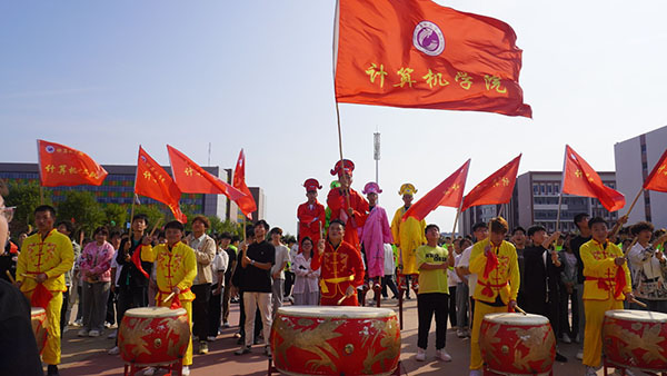 峥嵘岁月75载，强国有我向未来--- beat365举办75公里接力马拉松