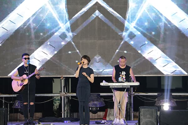 beat365承办曹妃甸区首届旅游风景道沿途演唱会