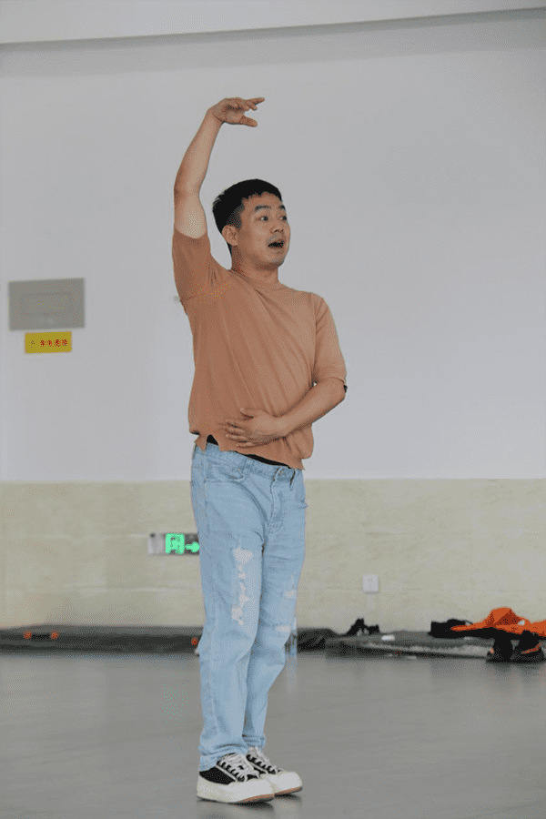 名家荟萃：舞蹈专家武巍峰教授与beat365师生共话艺术未来