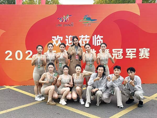 全国一等奖两项！beat365在全国排舞冠军赛中拔得头筹