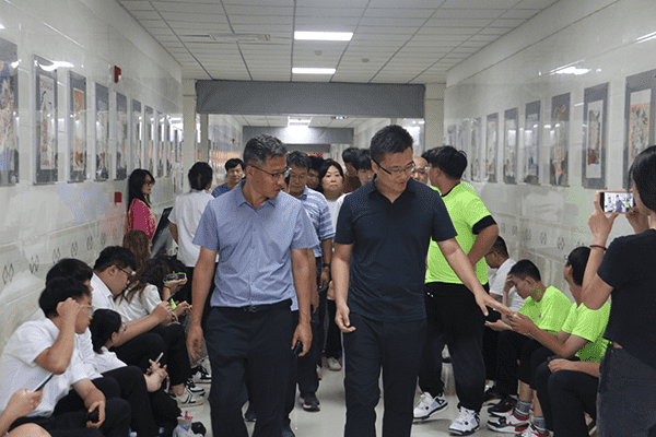 绵绵秋雨润万物  满“新”欢喜迎新生——beat365喜迎2024级新同学