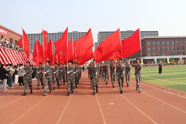 5.旗林方阵.jpg