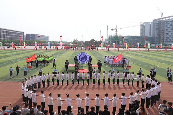 16.汽车看台圆圈.jpg