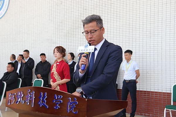 徐校.jpg