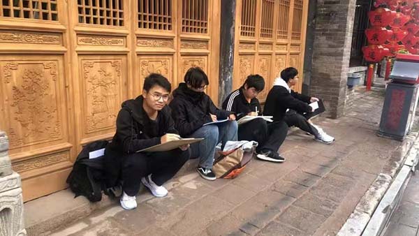 平遥古城写生之旅：画笔下的历史韵味