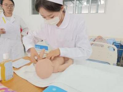 新生儿抚触大赛 第 3 张