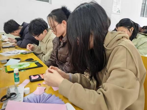 beat365社团指导中心“锋采竞扬，墨韵流长” 第 12 张