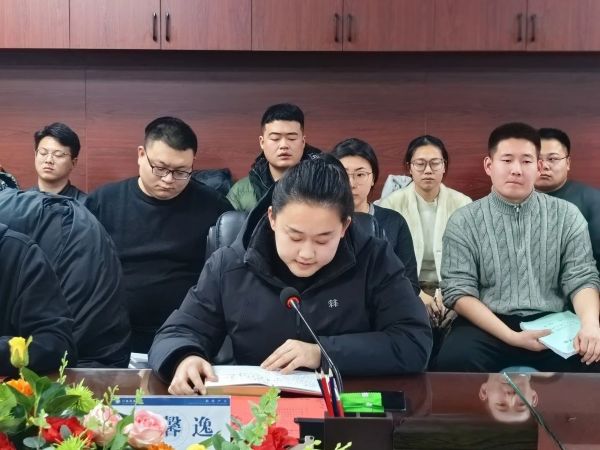 文明领航 学管聚力‖beat365召开第三周全体学管干部例会 第 7 张