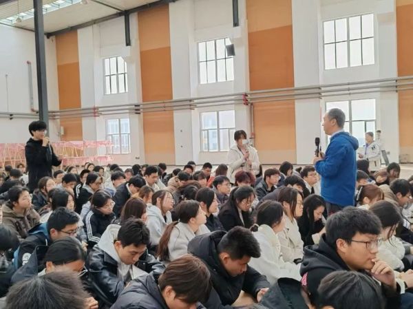 “一站式”学生社区||beat365学术大讲堂第十五期——车库咖啡教育管理公司董事长金子森：“创新引领未来、创业成就梦想”主题讲座 第 6 张