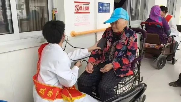 赓续雷锋薪火，奏响时代和声||我院2025年雷锋月系列活动（三） 第 2 张